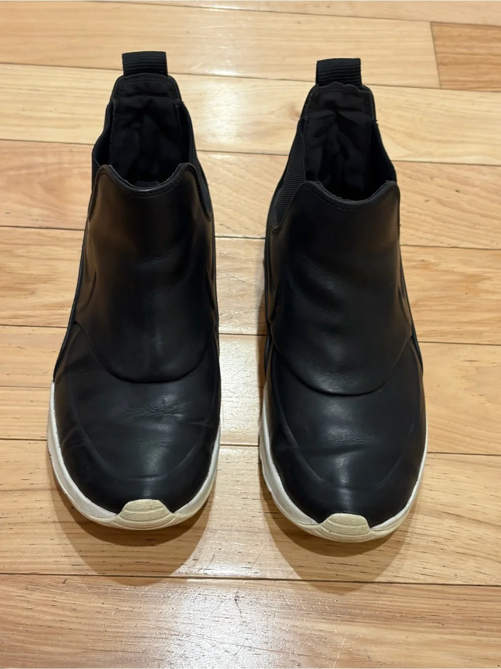 Nike Air Max Thea Black Leather Mid Boots Sporty Booties - Women’s Size 7.5